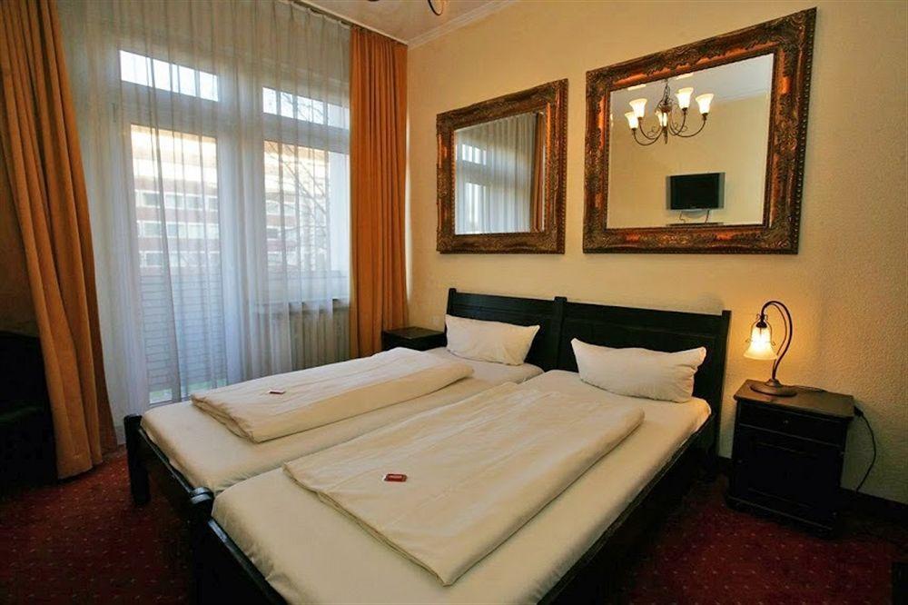 Hotel An Der Oper Duesseldorf Екстериор снимка