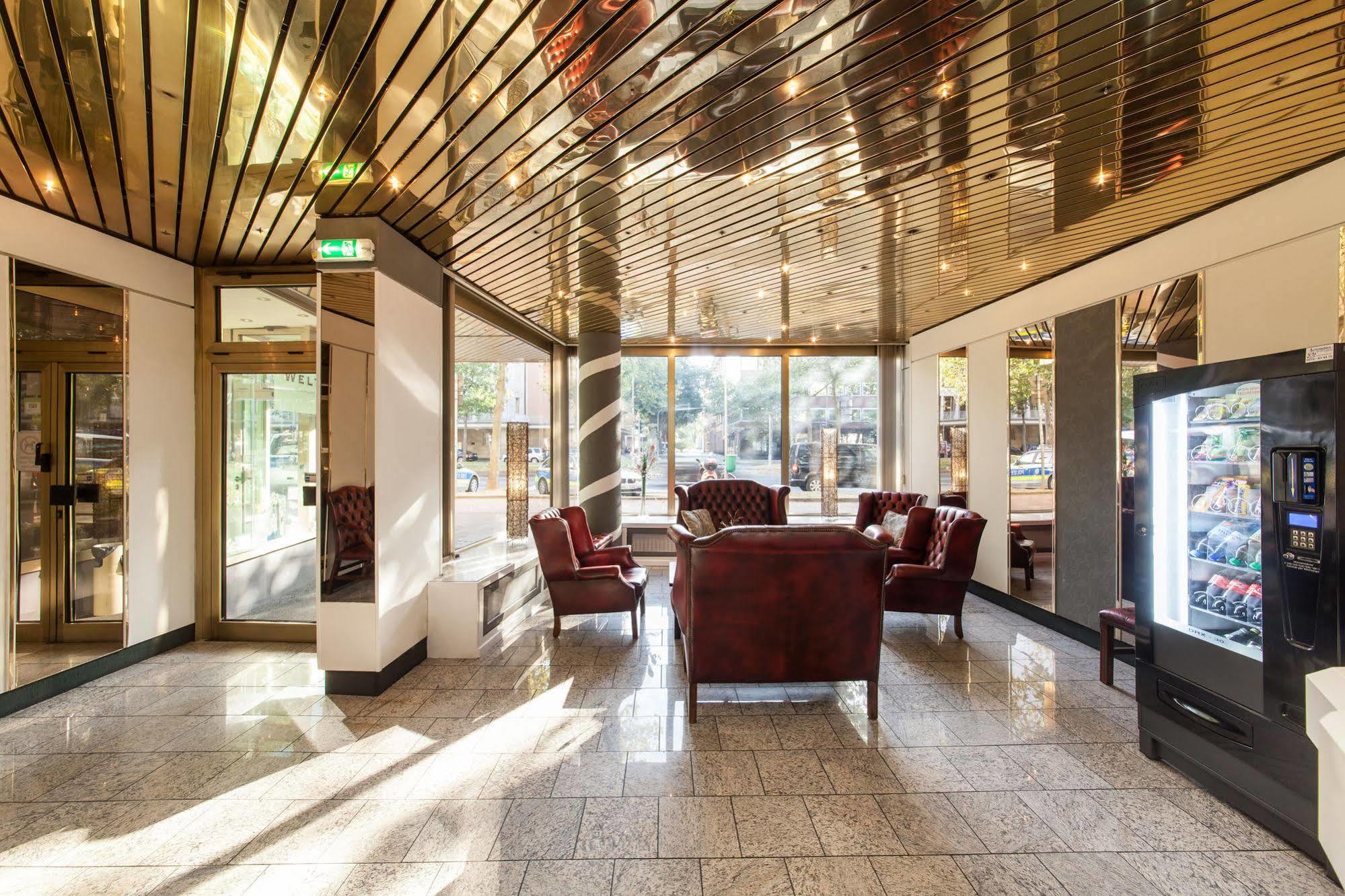 Hotel An Der Oper Duesseldorf Екстериор снимка